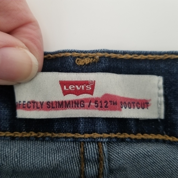 Levi's Perfectly Slimming 512 Bootcut Denim Jeans Size 16M - Picture 3 of 14
